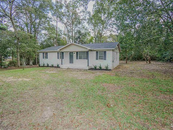 2nd image of 147 San Carlos Dr