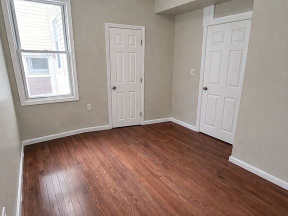 5th image of 35 Coeyman St Floor 2