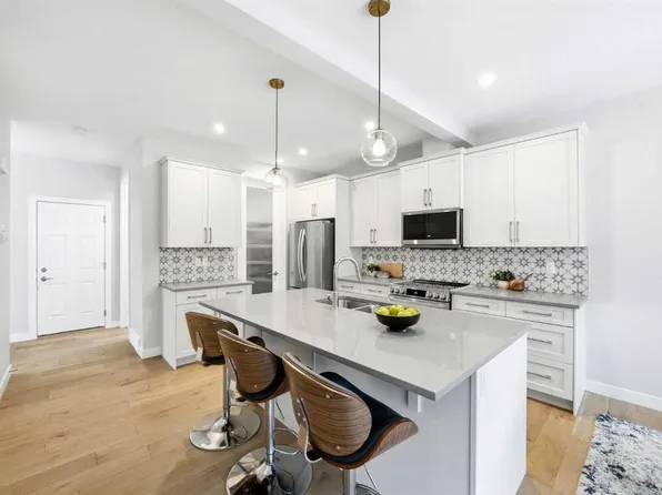 316 E Precedence Hl, Cochrane, AB T4C 2T6