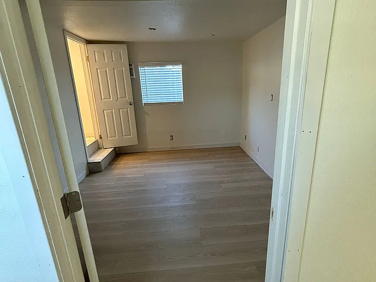 13613 Ardis Ave #1 — Photo 2