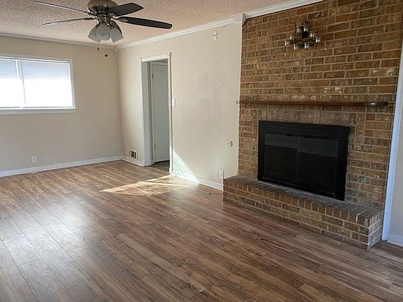 5th image of 2705 Paula Dr