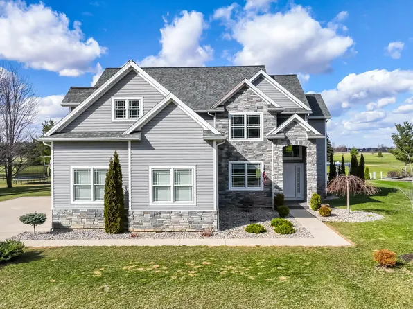 940 Fairway Ln, Wauseon, OH 43567