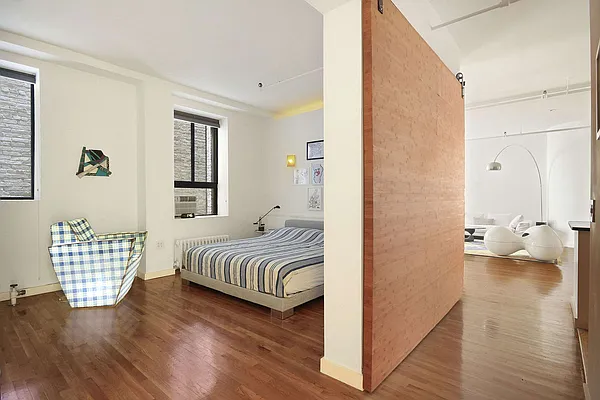 Rented by Compass | media 22