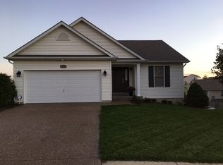 5267 Woosencraft Dr, Wentzville, MO 63385