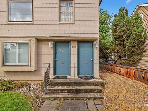 3rd image of 1208 8th St