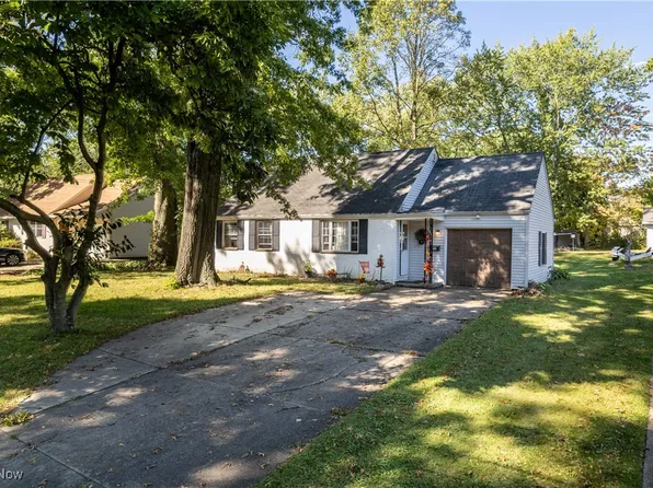 232 Wolf Ave, Wadsworth, OH 44281