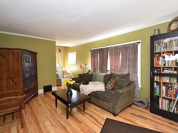 5th image of 1601 Olivewood Ave
