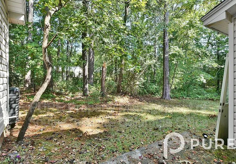 121 Manorwood Ct #C — Photo 10