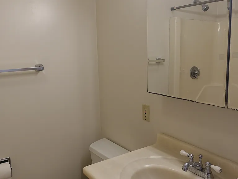 41 Washington Ave #2 — Photo 5