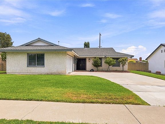 2nd image of 1008 N Merced Ave
