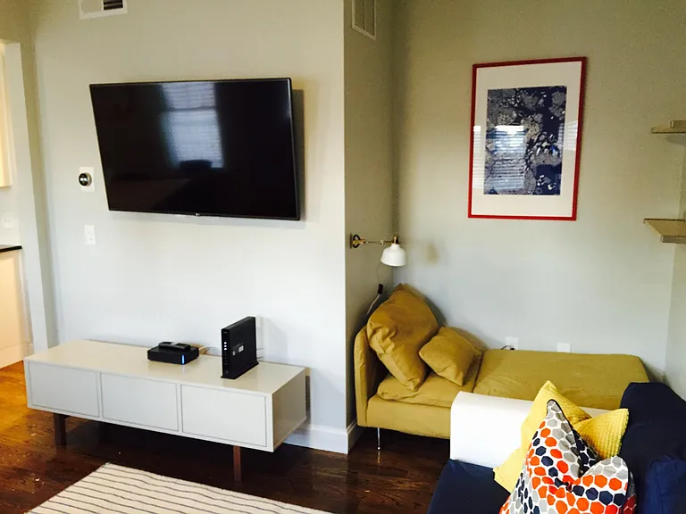 1059 Saratoga St #2 — Photo 7