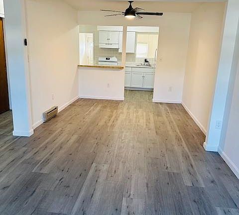 5th image of 2731 Diane Blvd