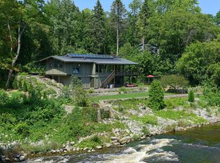 1802 S Green Bay Rd, Grafton, WI 53024