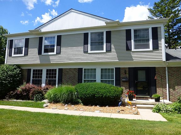 2nd image of 2637 Fenwick Ct