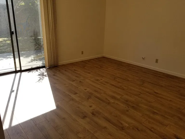 2224 Emerald Hills Cir — Photo 6