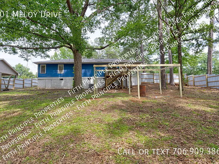 101 Meloy Dr — Photo 6
