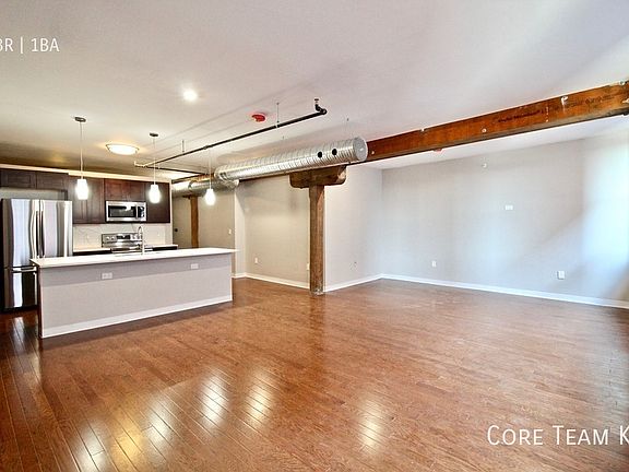2nd image of 1223 Union Ave #401