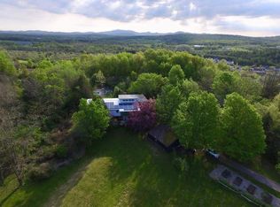2 Van Sicklen Rd, S Burlington, VT 05403