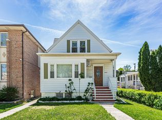 6043 W Giddings St, Chicago, IL 60630