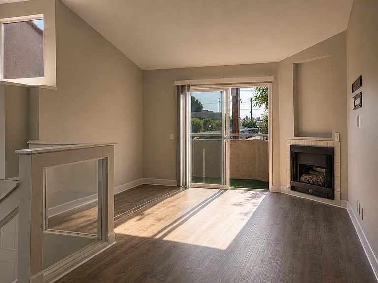 15311 Gundry Ave #3 — Photo 8