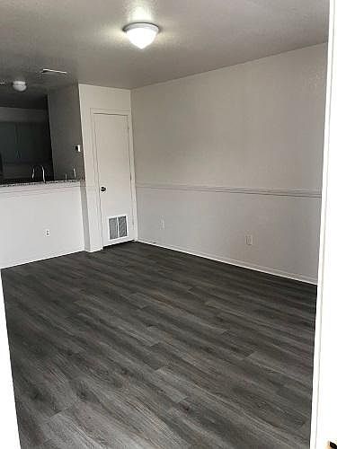 1st image of 1105 Shanarae Cir #B