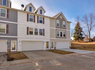 3042 SW Sharmin Ln, Ankeny, IA 50023