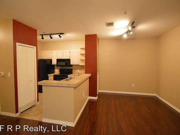 5th image of 5705 Legacy Crescent Pl Unit 102