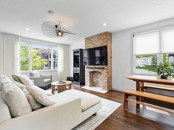 3rd image of 29 PROSPECT ST