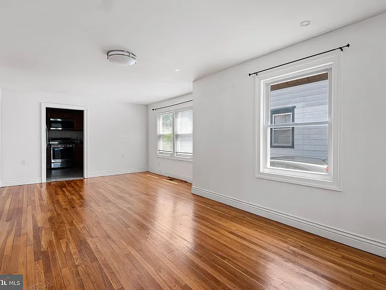 27 W Reamer Ave — Photo 5