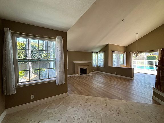 5th image of 5530 Elderberry Ln