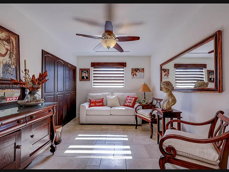 8520 SW 87th Ave — Photo 20