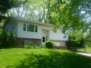 317 Tannery Dr, Coloma, MI 49038