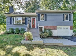 430 Woodland Dr, Mahopac, NY 10541