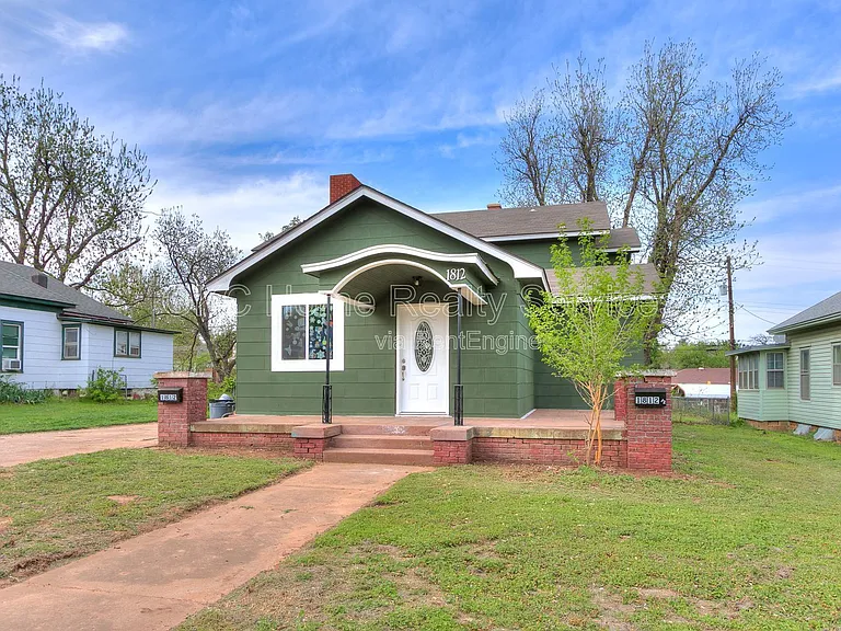 1812 W Noble Ave — Photo 90