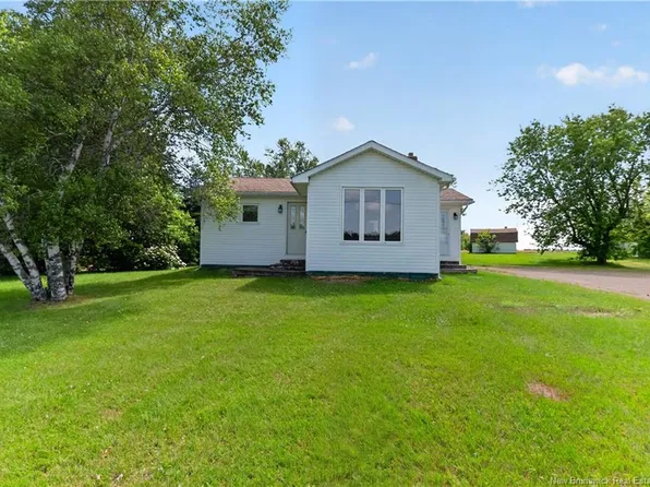 1109 Saint Joseph, Saint Mary, NB E4S 2J3