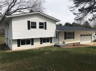 1557 Bellus Rd, Hinckley, OH 44233