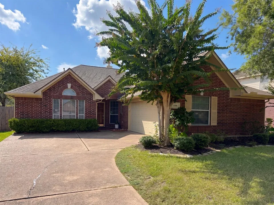 3314 Stonehurst Ct