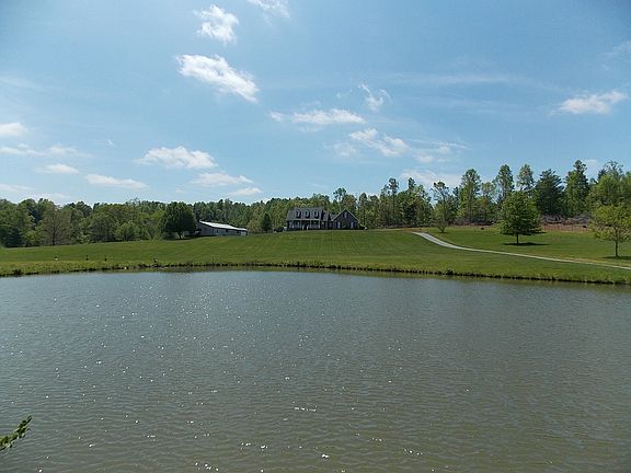 4th image of 200 Sunny Cove Ct