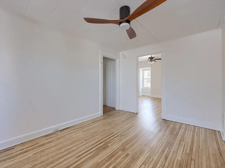 507 N Lime St #4 — Photo 2