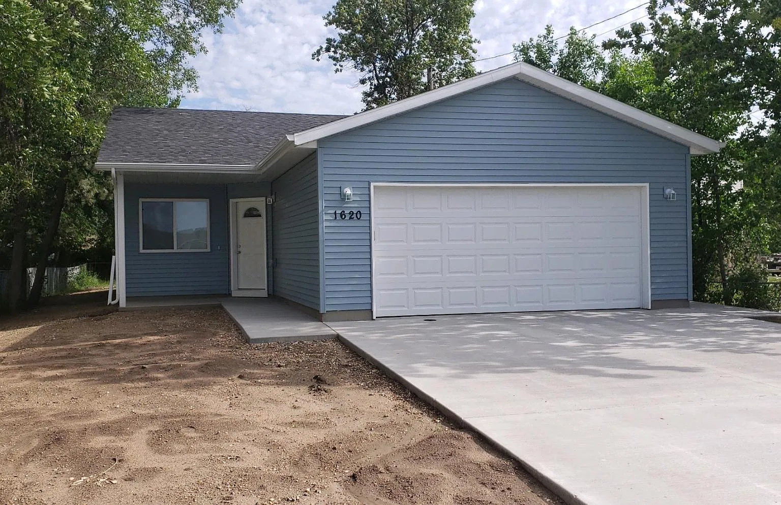 3 bed, 1380 sqft, $1,795 — Photo 2