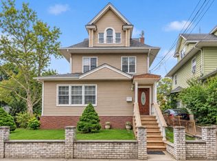 84-42 88th St, Jamaica, NY 11421