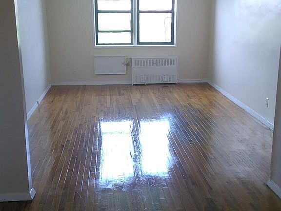 5th image of 180 Hawthorne Ave #2