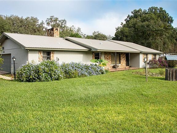 2nd image of 3001 S Davis Lake Dr