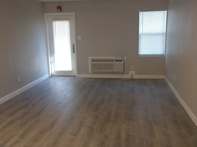 2016 Dawson St #STREET410 — Photo 2