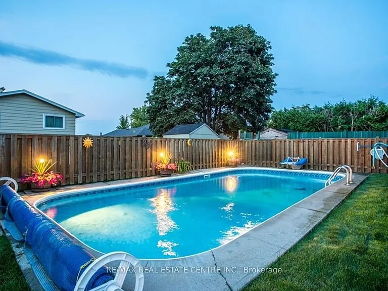 87 Locheed Dr #UPPER — Photo 37