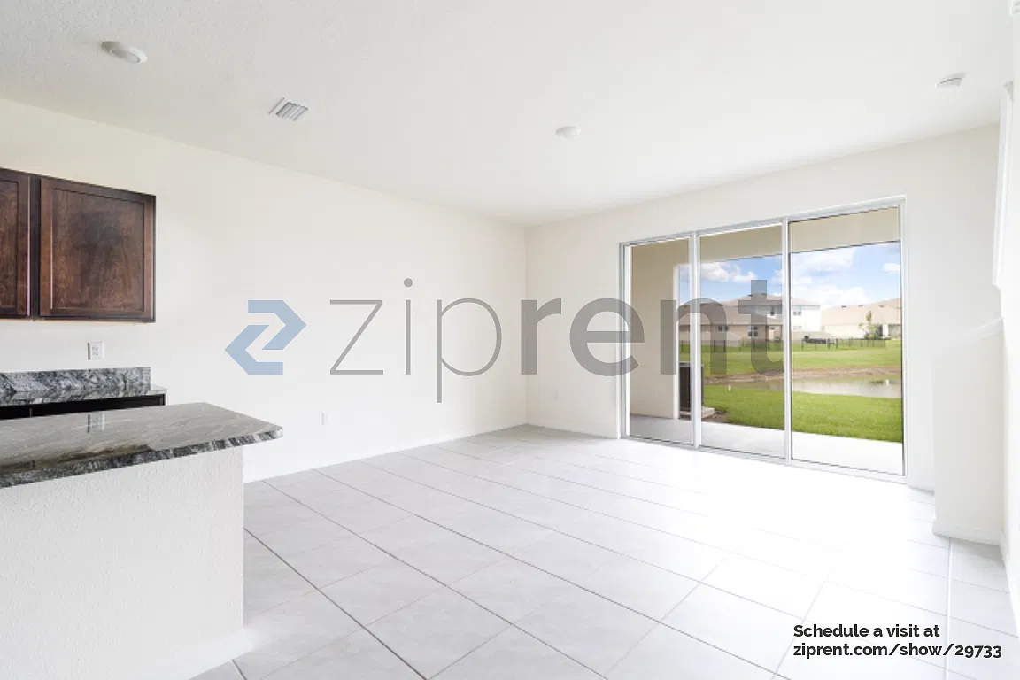 3 bed, 2.5 bath, 1673 sqft, $2,099 — Photo 4