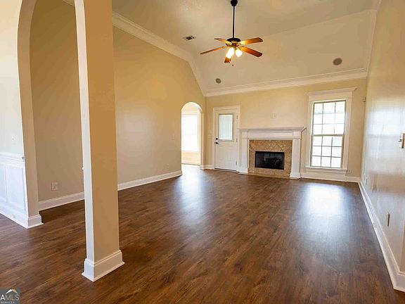 5th image of 106 Fortune Way