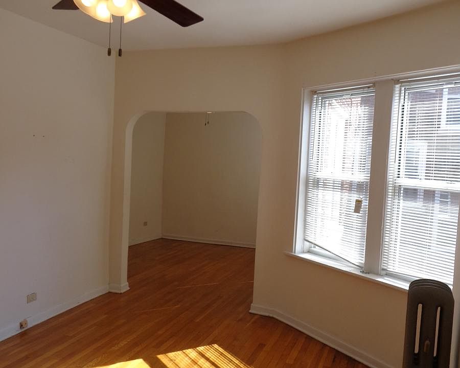 1st image of 4850 W Hutchinson St #2