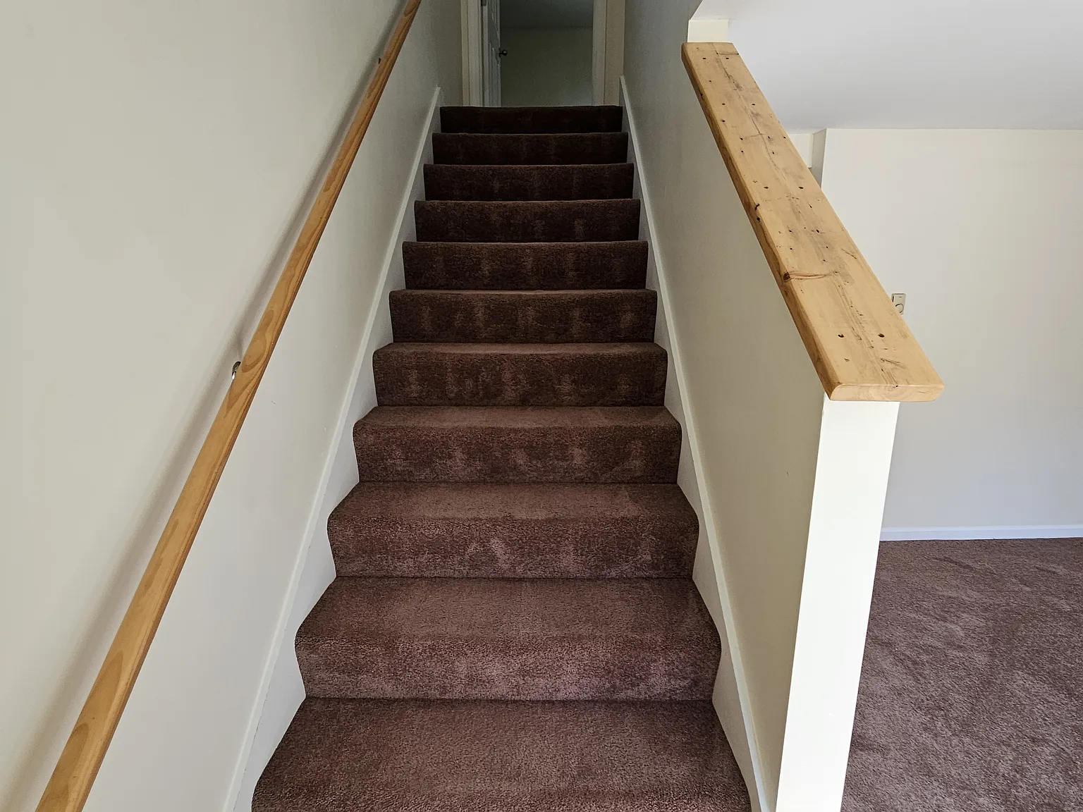 3 bed, 1500 sqft, $1,300 — Photo 2
