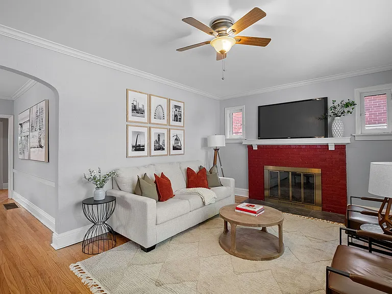 7055 Dartmouth Ave #2 — Photo 12
